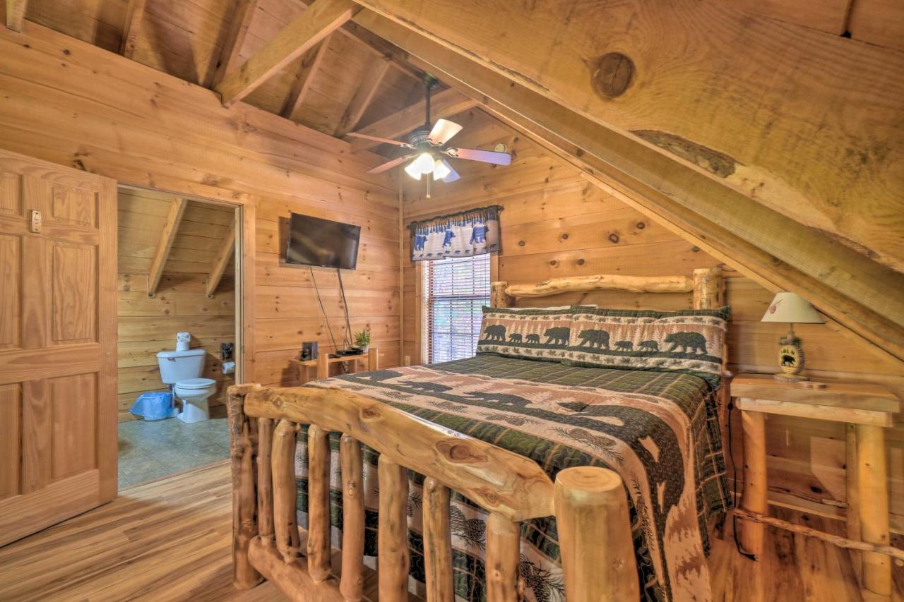 Sevierville Sanctuary Hot Tub, Pool Table And Deck! מראה חיצוני תמונה
