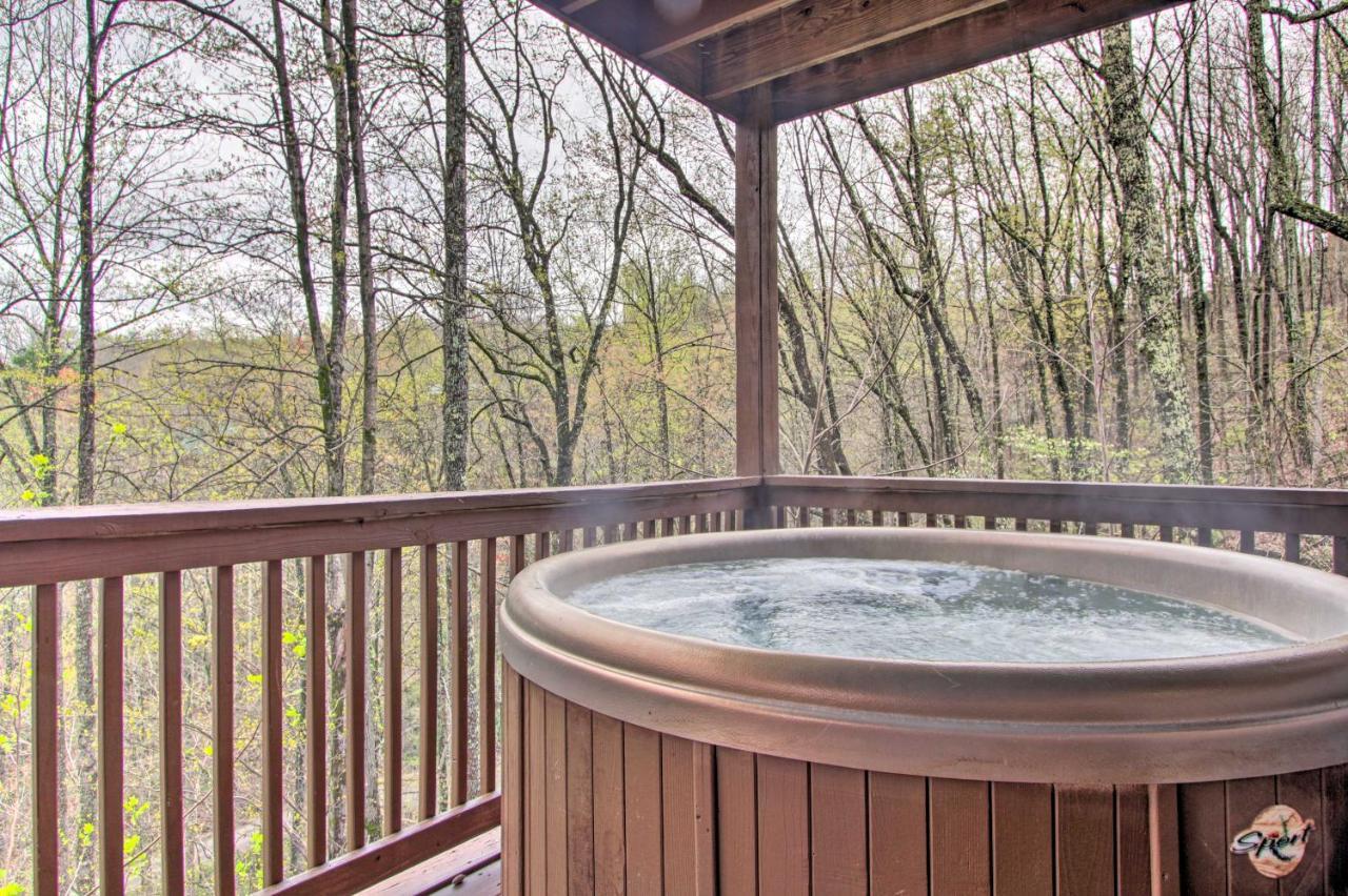 Sevierville Sanctuary Hot Tub, Pool Table And Deck! מראה חיצוני תמונה