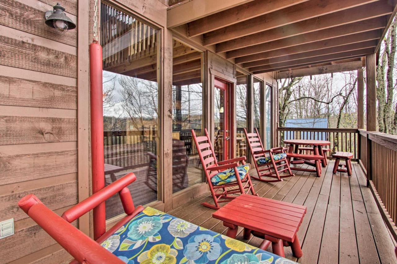 Sevierville Sanctuary Hot Tub, Pool Table And Deck! מראה חיצוני תמונה