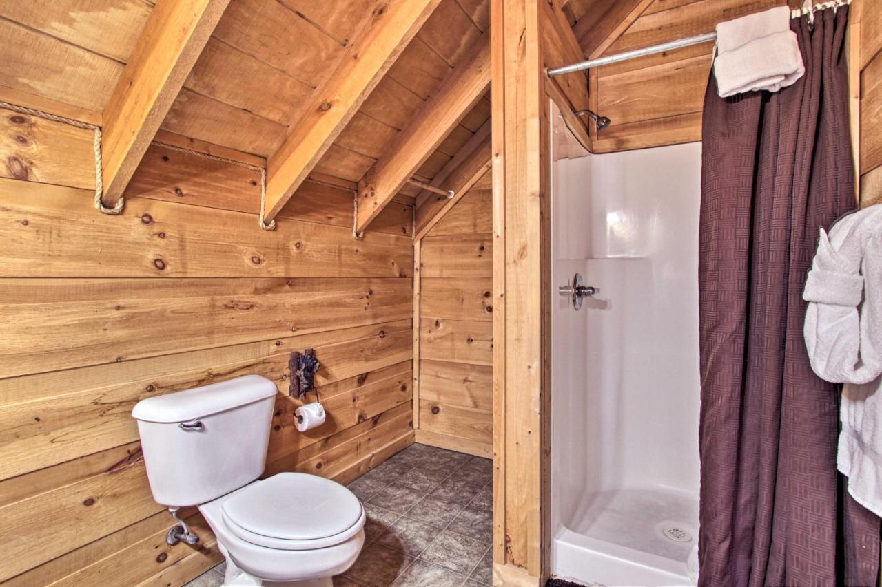 Sevierville Sanctuary Hot Tub, Pool Table And Deck! מראה חיצוני תמונה