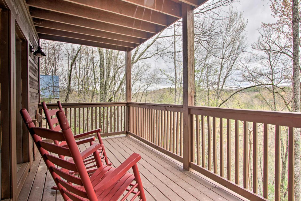 Sevierville Sanctuary Hot Tub, Pool Table And Deck! מראה חיצוני תמונה
